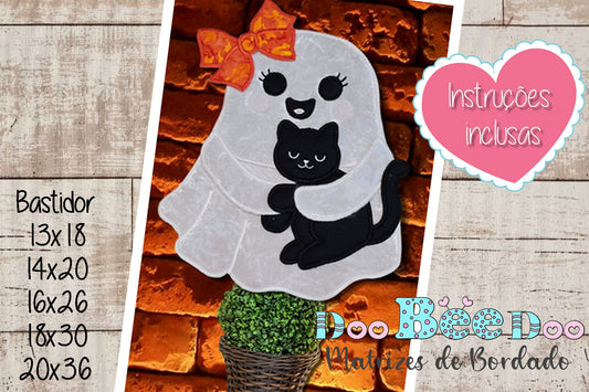 Matriz de Bordado Fantasminha com Gatinho Preto – Projeto ITH