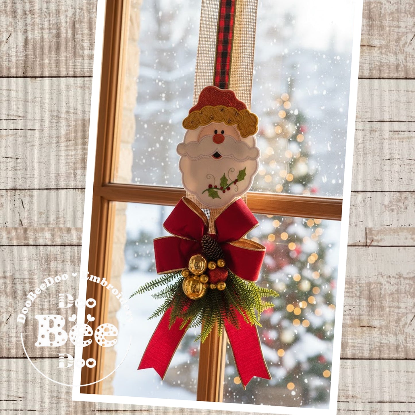 Matriz de Bordado Papai Noel com Azevinho na Barba Enfeite de Porta – Projeto ITH