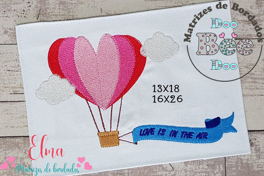 Matriz de Bordado Balão Coração com Faixa “Love is in the Air” – Ponto Cheio