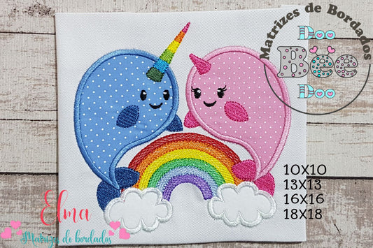 Matriz de Bordado Baleias Unicórnio com Nuvens e Arco-Íris – Aplique