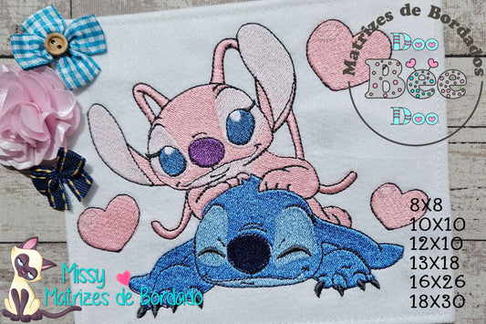 Matriz de Bordado Lilo e Stitch Apaixonados – Ponto Cheio