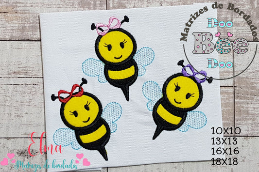 Matriz de Bordado Abelhinhas Delicadas com Lacinho – Aplique