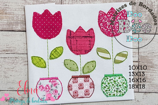 Matriz de Bordado 3 Tulipas no Vaso – Aplique Raggy Charmoso