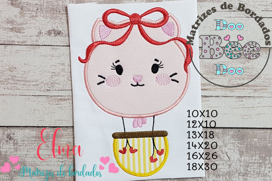 Matriz de Bordado Gatinha Delicada Voando no Balão – Aplique