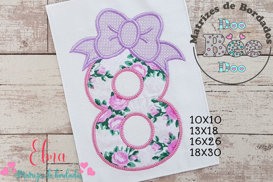Matriz de Bordado Número 8 Decorado com Laço – Aplique