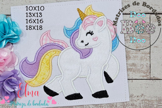 Matriz de Bordado Unicórnio Fofinho e Encantado – Aplique