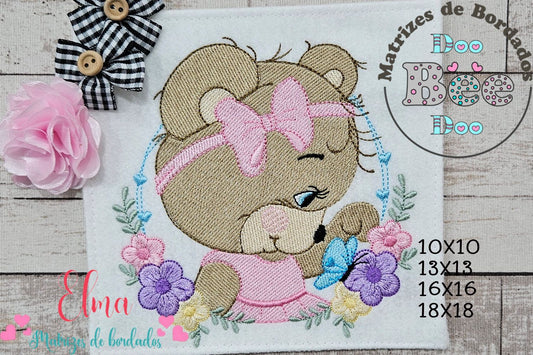 Matriz de Bordado Ursinha com Borboleta – Ponto Cheio